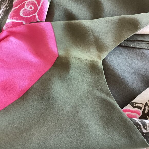 Olive/Fushia Floral Print Silk Blouse - Picture 7 of 8
